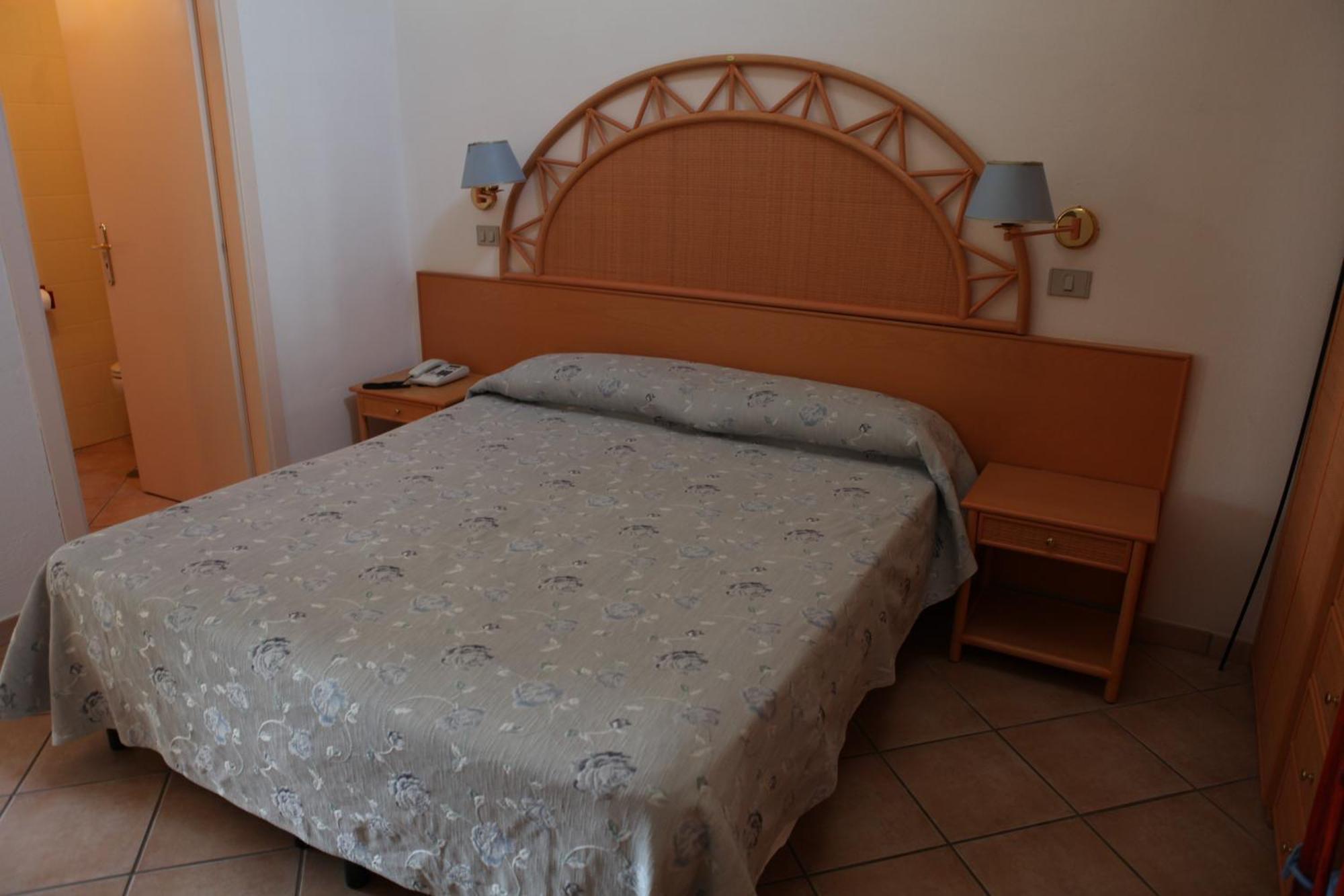 Th Marina Di Sibari - Baia Degli Achei Village Екстер'єр фото